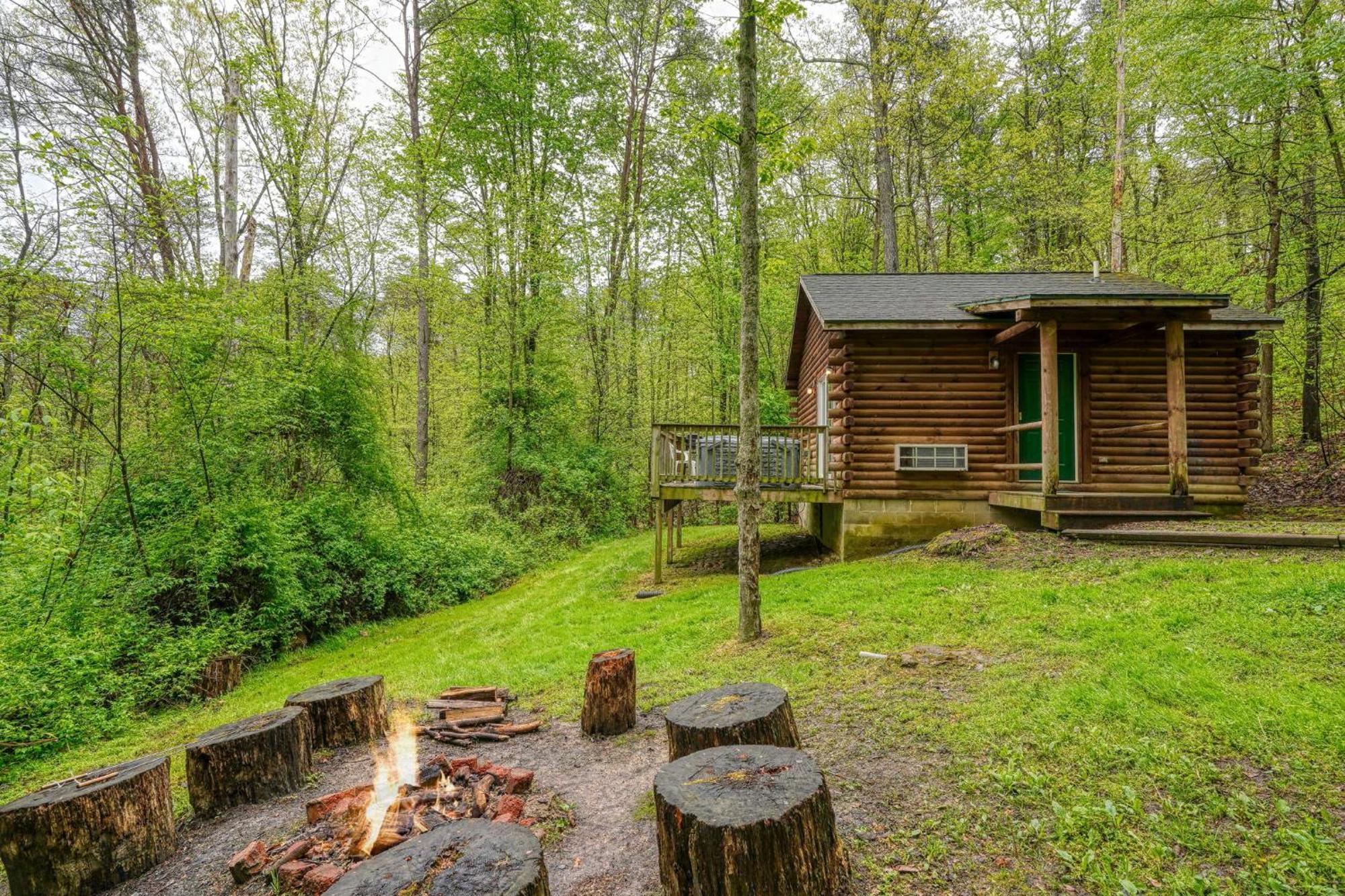 Blue Rose Cabins - Big Woody Cabin Logan Exterior photo